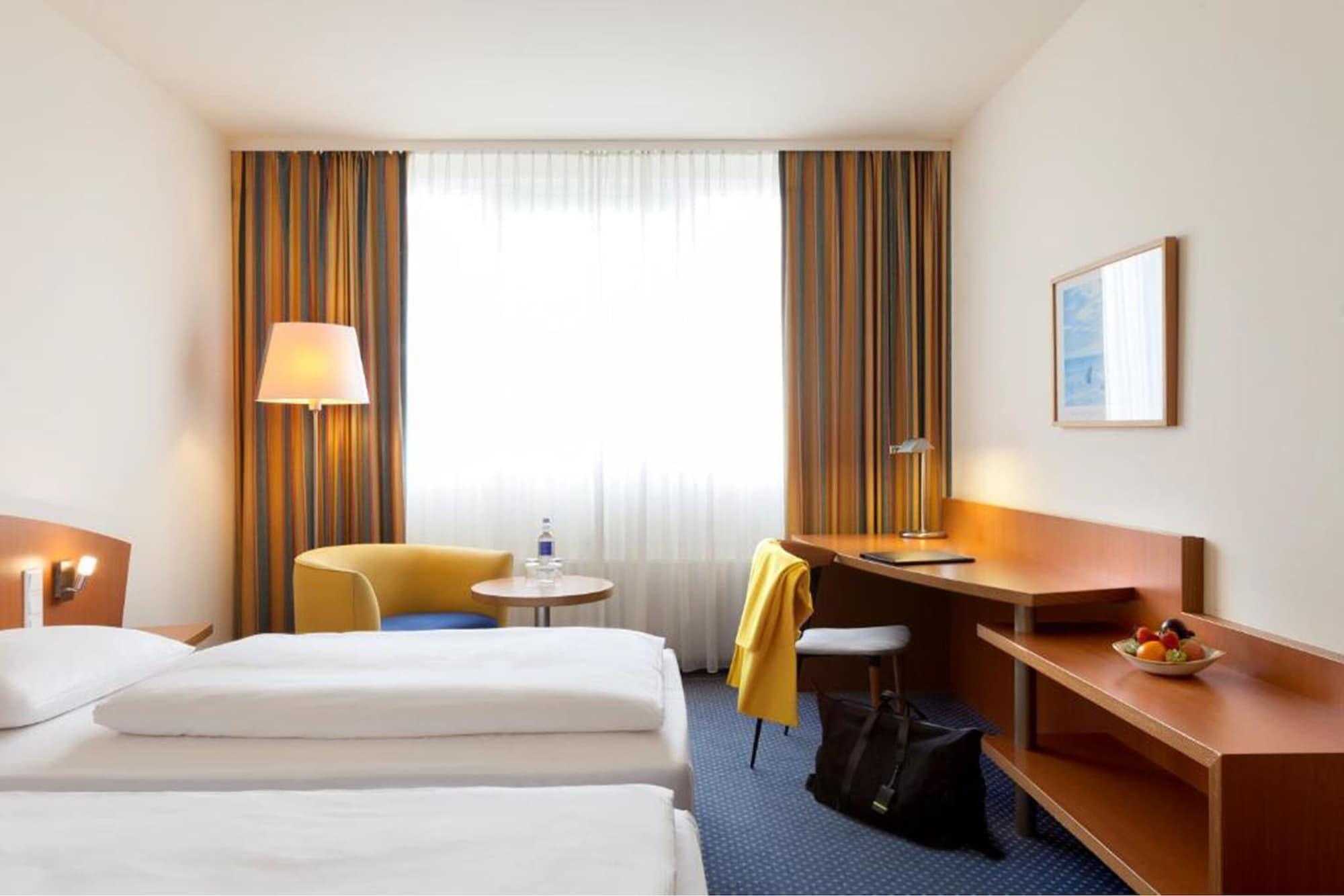 Hotel Vienna House By Wyndham Baltic Stralsund Esterno foto