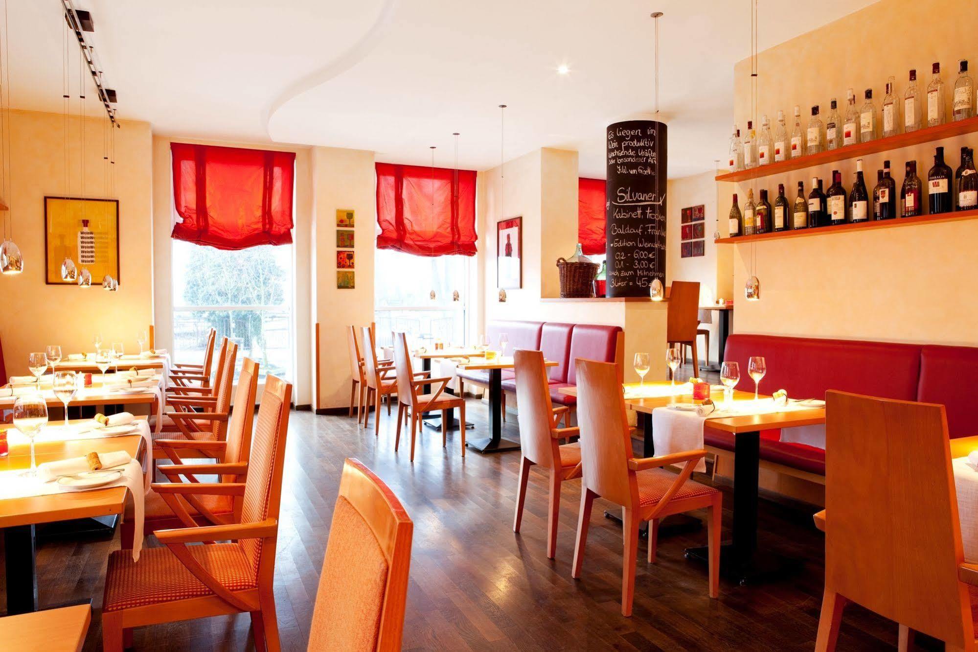 Hotel Vienna House By Wyndham Baltic Stralsund Esterno foto