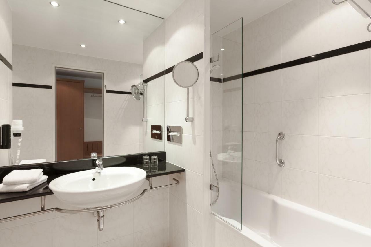 Hotel Vienna House By Wyndham Baltic Stralsund Esterno foto