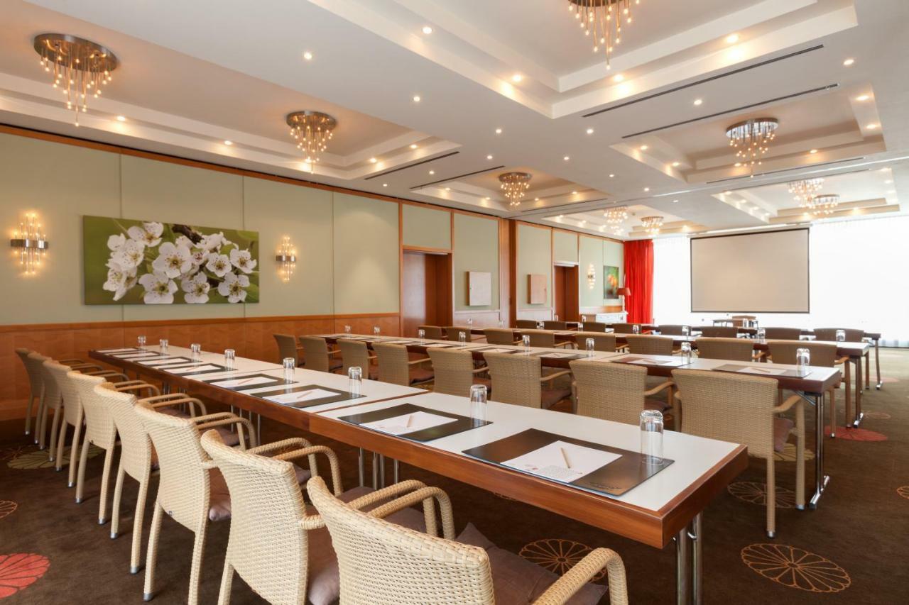 Hotel Vienna House By Wyndham Baltic Stralsund Esterno foto